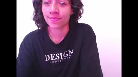 Snapshot of daniela_rivasth chatting on October 23, 2025, 6:13 am danielarivasth online show from October 23, 2025, 6:13 am