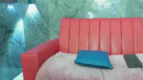 Daniela online show from November 6, 2025, 10:21 pm