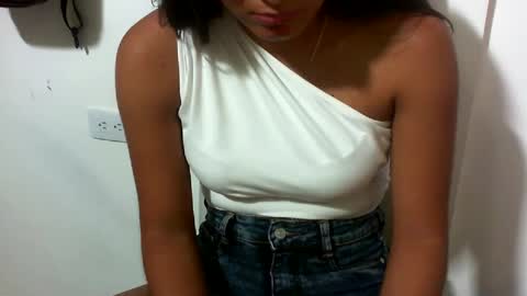 Snapshot of danielaa_foxx chatting on September 30, 2025, 12:26 am danielaa_foxx online show from September 30, 2025, 12:26 am