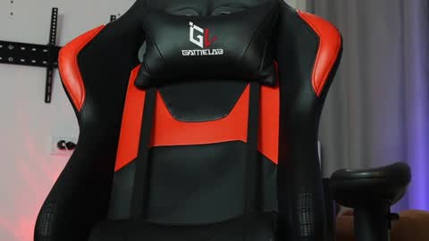 Daniel Kraig online show from February 25, 2025, 4:24 am