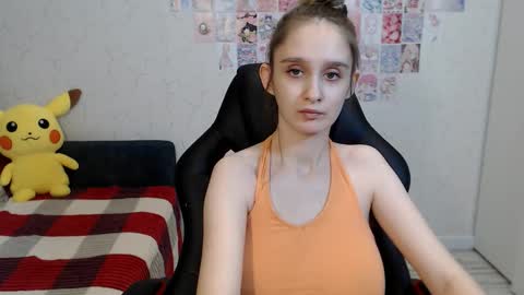 Daniella Martin online show from November 9, 2025, 4:33 am