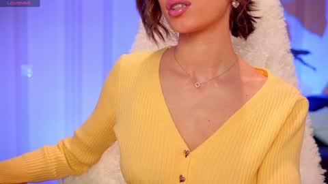 Snapshot of danielle_thomas chatting on January 30, 2025, 8:54 am Danielle online show from January 30, 2025, 8:54 am