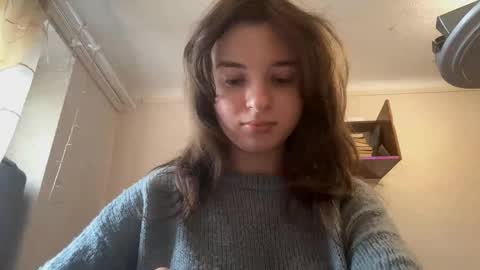 Snapshot of daniellevaulet chatting on October 28, 2025, 7:01 am Mia online show from October 28, 2025, 7:01 am