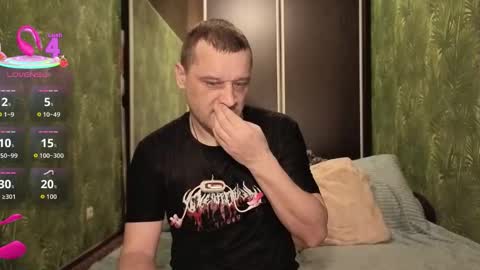 Snapshot of danielocool chatting on November 24, 2025, 6:02 am DanieloCool online show from November 24, 2025, 6:02 am