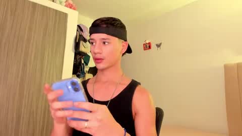 Daniels Cruz online show from February 24, 2025, 7:30 pm