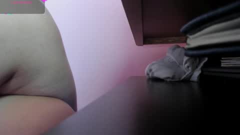 DaNii online show from December 2, 2025, 6:47 pm