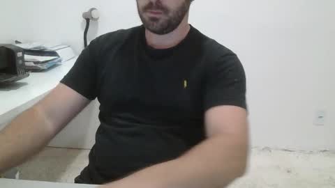 Dani Oli online show from November 4, 2025, 12:32 am