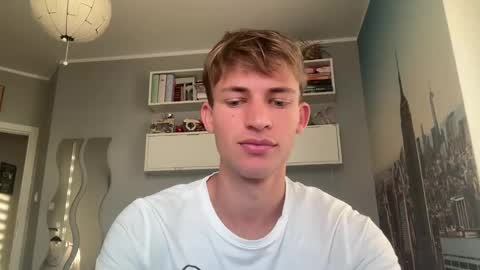 danio hot online show from January 24, 2025, 2:19 pm