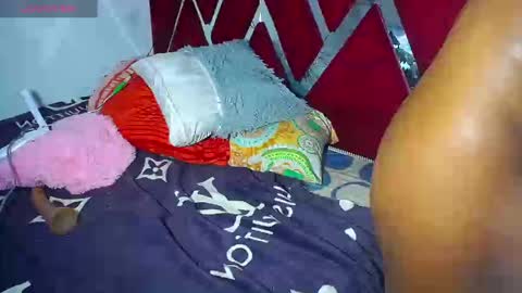 danisabrownn online show from September 26, 2025, 2:54 pm