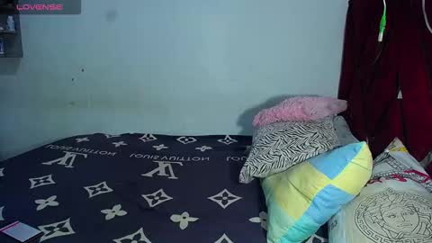 danisabrownn online show from October 12, 2025, 2:38 pm