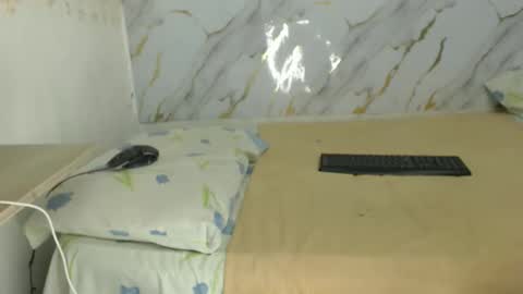 INSTAGRAM  Minni Moom online show from September 27, 2025, 10:31 am