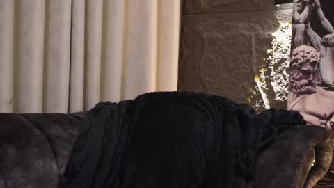 Snapshot of dann_saenz chatting on November 9, 2025, 12:09 am Dann saenz online show from November 9, 2025, 12:09 am