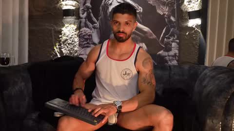 Snapshot of dann_saenz chatting on November 23, 2025, 2:39 pm Dann saenz online show from November 23, 2025, 2:39 pm