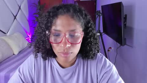 Snapshot of danna_berry chatting on September 8, 2025, 3:33 pm DannaBerry online show from September 8, 2025, 3:33 pm