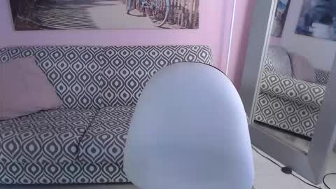 danna_wagner online show from December 15, 2025, 12:42 pm