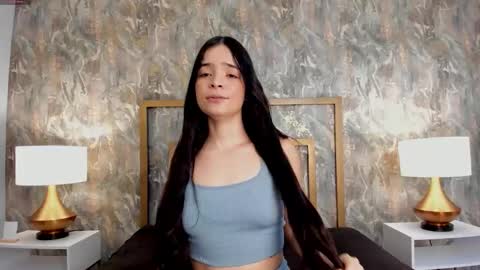 Snapshot of dannabelucci chatting on November 29, 2025, 11:57 am online show from November 29, 2025, 11:57 am