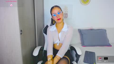 The love of your life  online show from October 11, 2025, 1:16 am