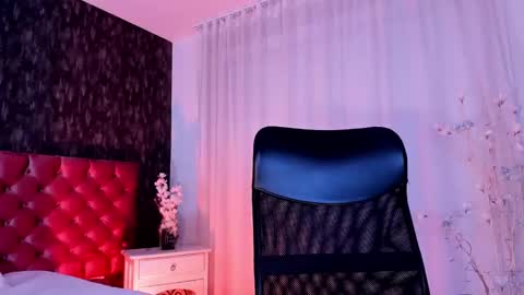 Danna online show from January 8, 2025, 5:26 pm