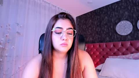 Danna online show from March 4, 2025, 8:05 pm