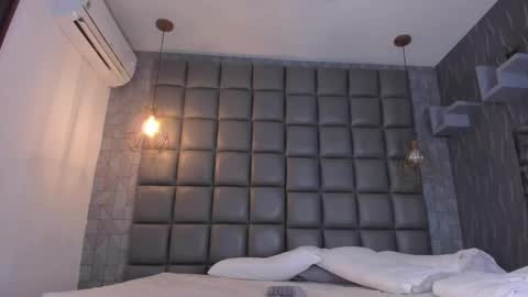 Snapshot of dannavelvet chatting on October 30, 2025, 12:17 pm Danna online show from October 30, 2025, 12:17 pm