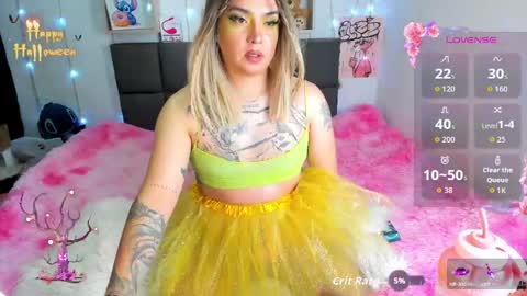 dannia_13 online show from October 7, 2025, 2:09 am