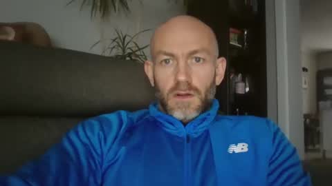 Snapshot of danny81boy chatting on December 2, 2024, 12:18 pm danny81boy online show from December 2, 2024, 12:18 pm