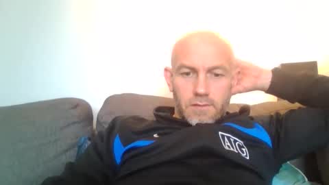 Snapshot of danny81boy chatting on September 15, 2025, 9:42 am danny81boy online show from September 15, 2025, 9:42 am