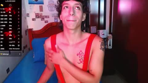 Snapshot of danny__phantom chatting on November 19, 2025, 7:03 pm phantom555 online show from November 19, 2025, 7:03 pm