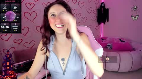 Snapshot of danny_s22 chatting on October 22, 2025, 1:44 pm Danny online show from October 22, 2025, 1:44 pm