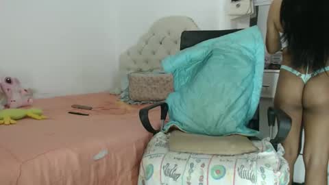 dannydoll_666 online show from November 8, 2025, 7:12 pm