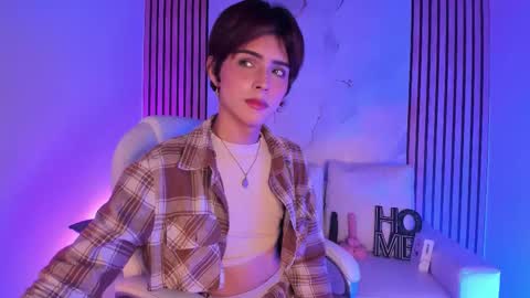 DANNYSA  online show from October 15, 2025, 9:04 pm