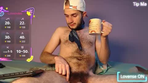 dante_bear online show from November 2, 2025, 8:11 pm