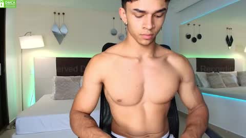 Snapshot of danteestone chatting on February 17, 2025, 10:47 pm Dante online show from February 17, 2025, 10:47 pm
