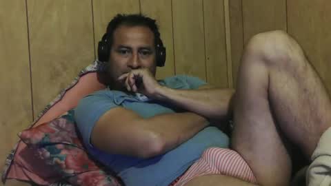 Snapshot of dantehot82 chatting on December 17, 2024, 12:34 am dantehot82 online show from December 17, 2024, 12:34 am