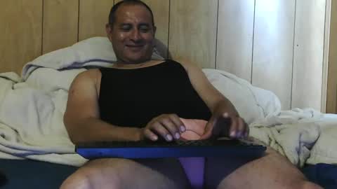 Snapshot of dantehot82 chatting on October 7, 2025, 9:45 pm dantehot82 online show from October 7, 2025, 9:45 pm