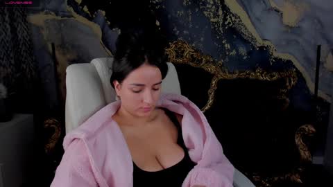 Snapshot of daphne_moss chatting on December 13, 2024, 2:27 pm Agatha online show from December 13, 2024, 2:27 pm