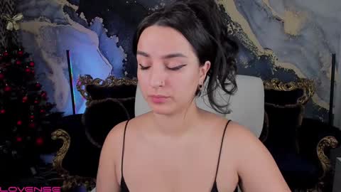 Snapshot of daphne_moss chatting on January 14, 2025, 8:59 pm Agatha online show from January 14, 2025, 8:59 pm
