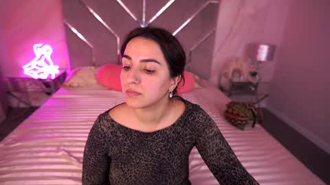 Snapshot of daphne_moss chatting on February 22, 2025, 1:35 pm Agatha online show from February 22, 2025, 1:35 pm
