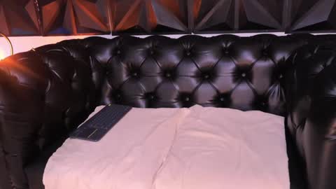 Snapshot of daphneglas chatting on March 10, 2025, 8:23 pm Daphne online show from March 10, 2025, 8:23 pm