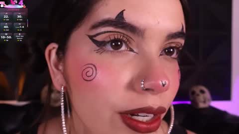 Snapshot of daphneglas chatting on October 31, 2025, 1:23 pm Daphne online show from October 31, 2025, 1:23 pm