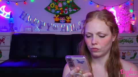 Snapshot of daphnemadison chatting on January 21, 2025, 10:19 pm Daphne Madison online show from January 21, 2025, 10:19 pm