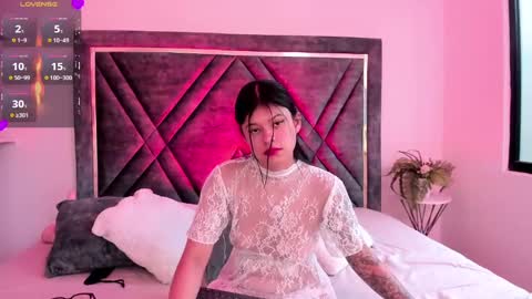 Snapshot of dapnne_ chatting on February 19, 2025, 12:11 pm Daphne online show from February 19, 2025, 12:11 pm