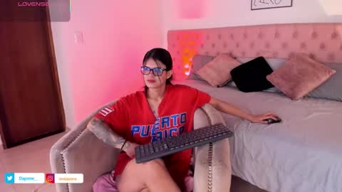 Snapshot of dapnne_ chatting on November 11, 2025, 12:38 pm Daphne online show from November 11, 2025, 12:38 pm