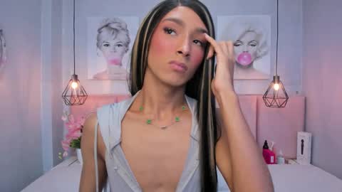    online show from November 18, 2025, 9:19 pm