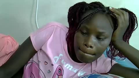 Snapshot of darberry21 chatting on February 25, 2025, 11:33 pm ESTHER online show from February 25, 2025, 11:33 pm