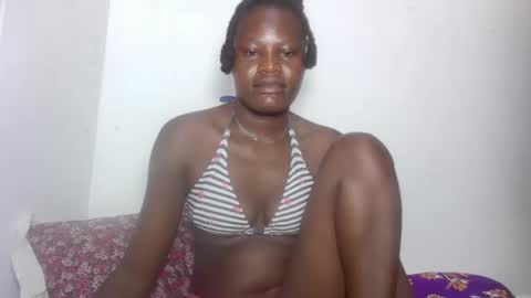 Snapshot of darberry21 chatting on November 4, 2025, 6:34 am ESTHER online show from November 4, 2025, 6:34 am