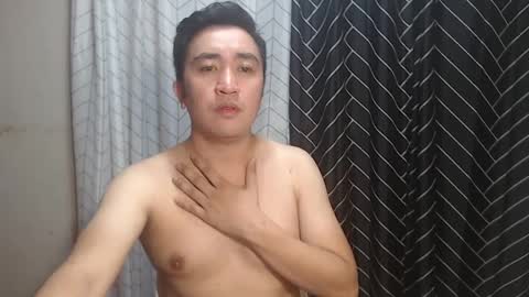 Snapshot of darby1992 chatting on February 26, 2025, 2:25 pm Rob online show from February 26, 2025, 2:25 pm