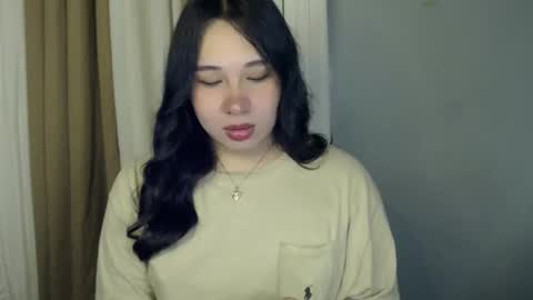 Snapshot of darcy_world chatting on February 8, 2025, 10:29 pm DARCY online show from February 8, 2025, 10:29 pm