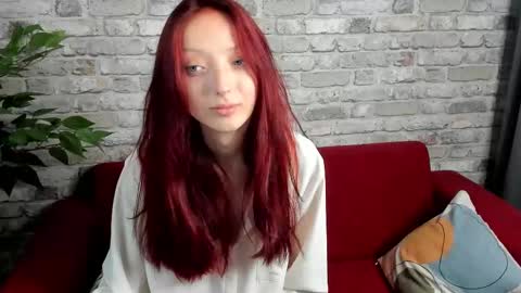 Snapshot of daria_j chatting on September 16, 2025, 4:35 am Daria J online show from September 16, 2025, 4:35 am
