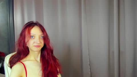 Snapshot of daria_j chatting on October 7, 2025, 4:20 am Daria J online show from October 7, 2025, 4:20 am